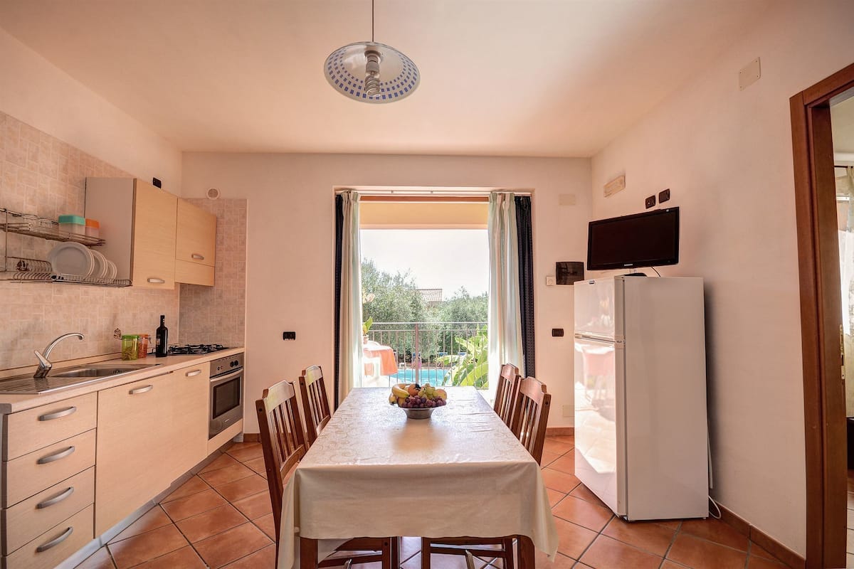 Apartment, 1 Bedroom, Garden View | 1 bedroom, premium bedding, desk, blackout curtains