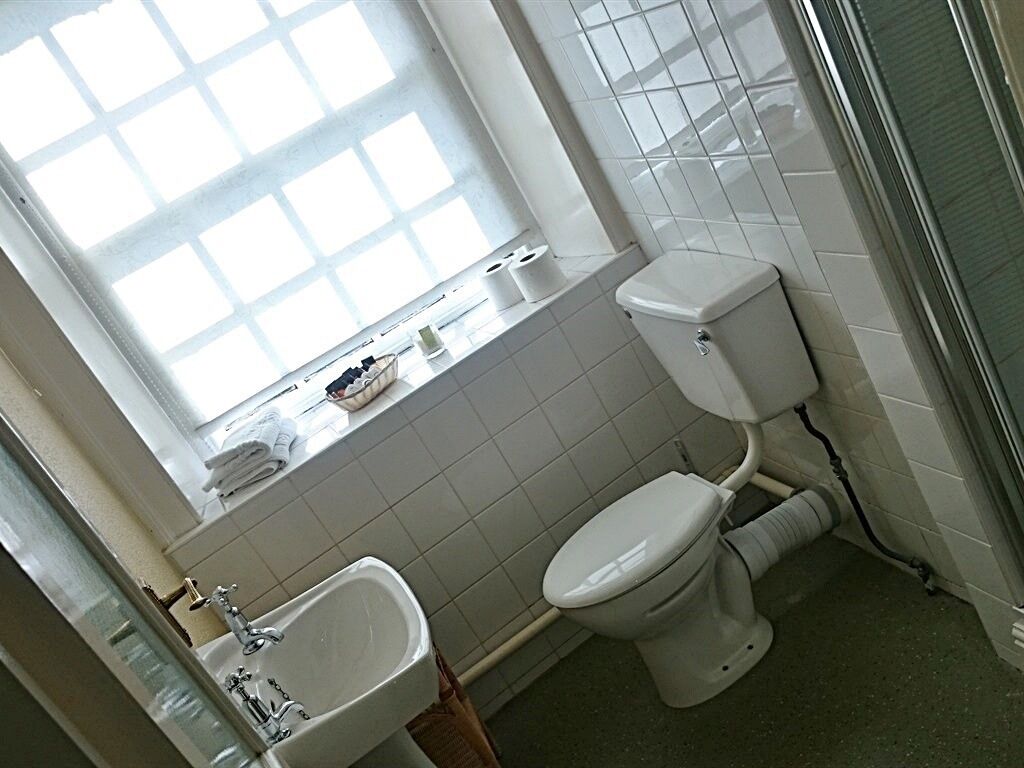 Classic Double Room, Ensuite (Room 2 or 3) | Bathroom