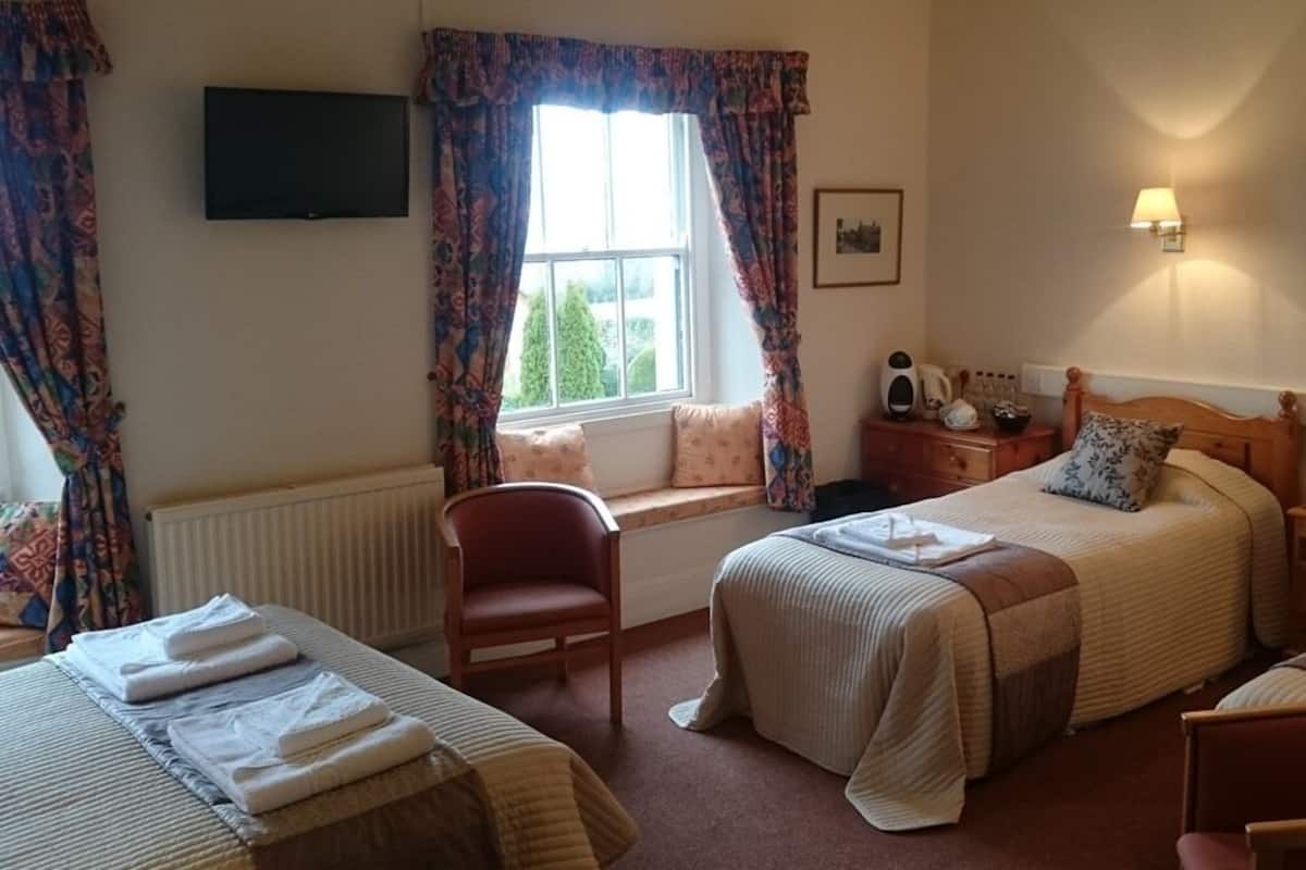 Suite – classic, eget bad, sjøutsikt (Room 7)