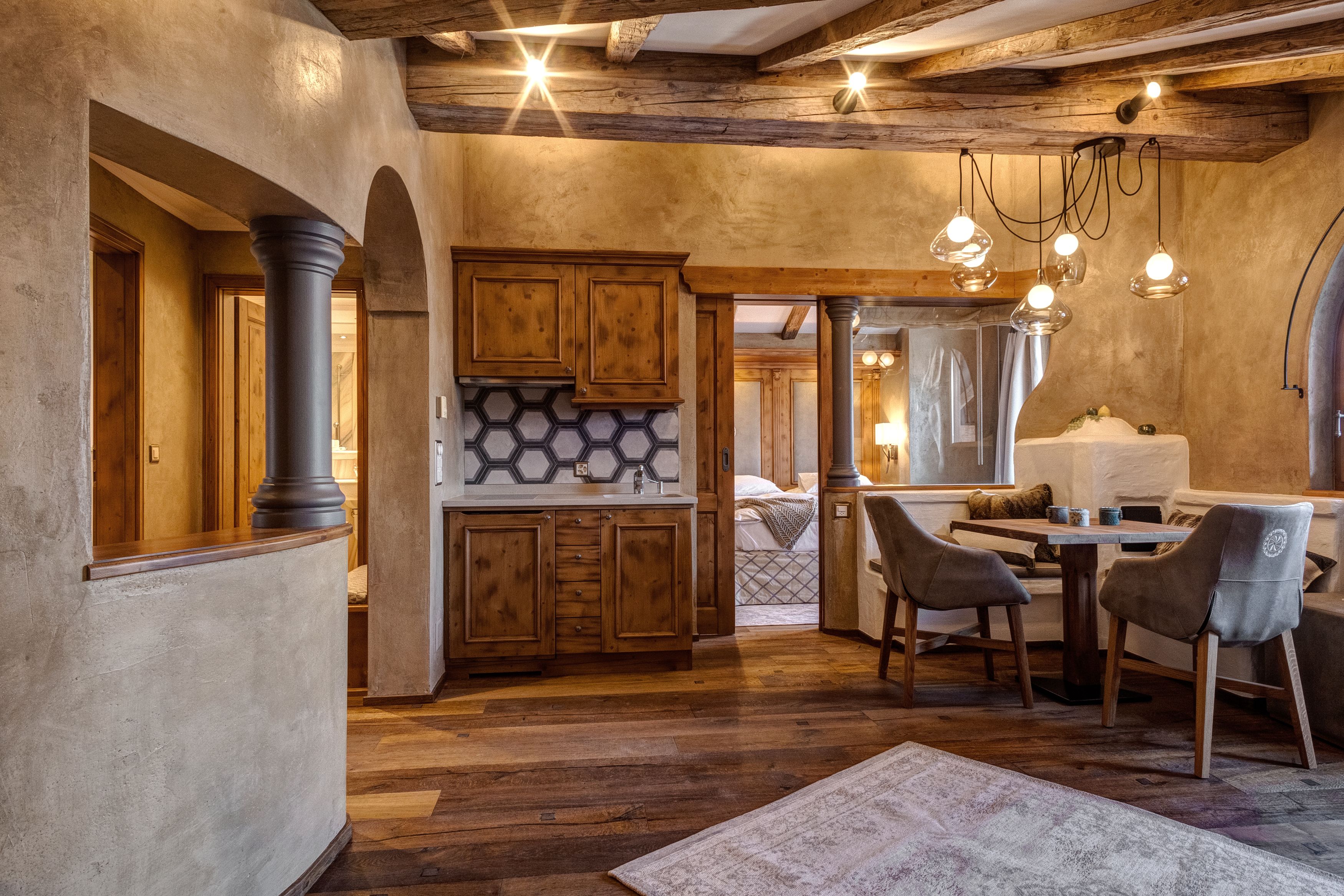 senior suite | private kitchen | fridge