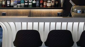 Bar (in der Unterkunft)