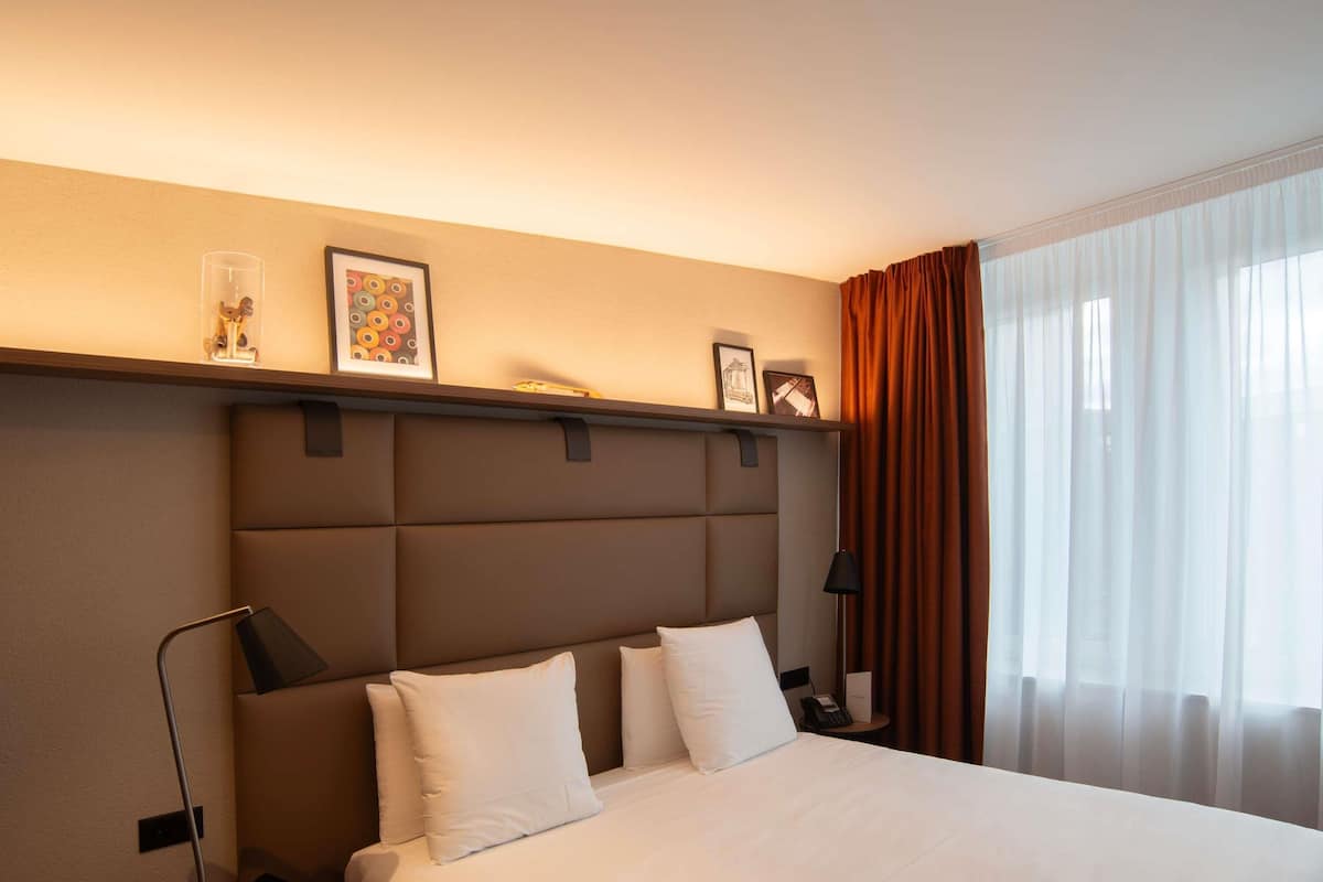 Suite, 1 Double Bed with Sofa bed