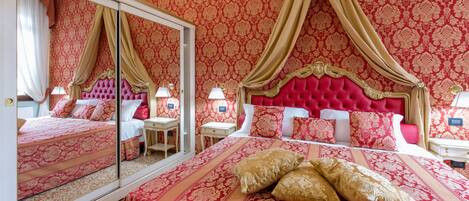 Ropa de cama de alta calidad y artículos del minibar gratis