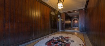 Friendly Venice Suites