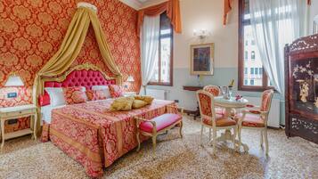 Suite, vue ville (External private bathroom)