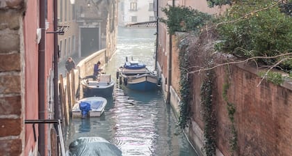 San Polo Canal View Apartments