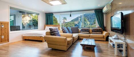 30 Type | Living area