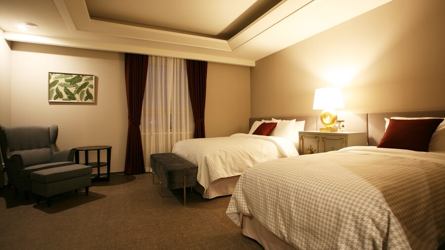 Polaris Hotel
