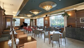Daily buffet breakfast for a fee - Polaris Hotel (Bucheon)