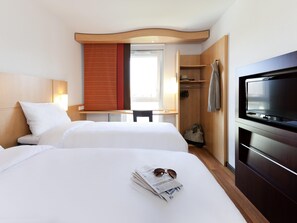 Standard Twin Room, 2 Single Beds - ibis München City Süd (Munich)