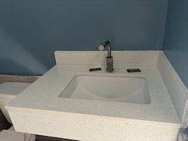 Desk, iron/ironing board, rollaway beds, free WiFi