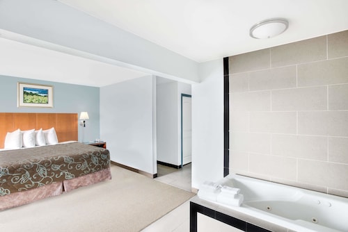 Days Inn by Wyndham Watertown Fort Drum