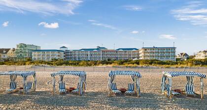 La Mer Beachfront Resort