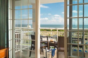 View from room - La Mer Beachfront Resort (Cape May)