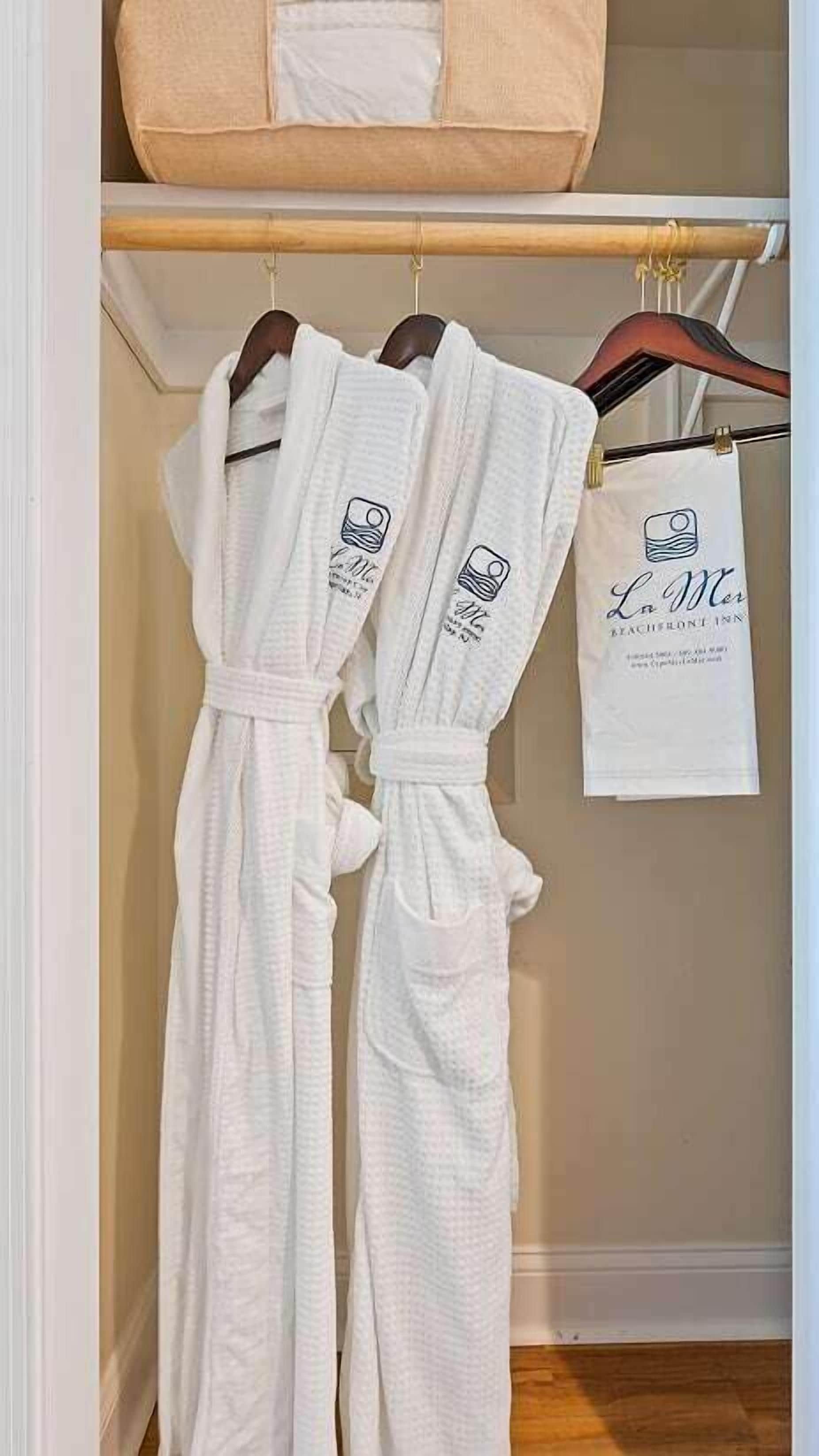 in-room safe, iron/ironing board, free wifi, bed sheets