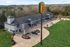 Exterior - Super 8 by Wyndham Carthage TX (Carthage)