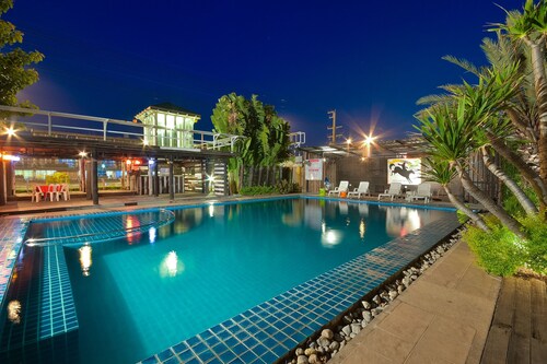 Season Palace Huahin Hotel