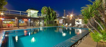 Season Palace Huahin Hotel