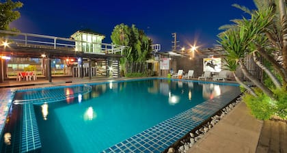 Season Palace Huahin Hotel