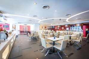 Breakfast area - Sentral Pudu (Kuala Lumpur)