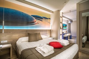 Suíte superluxo | Roupas de cama premium, edredons de pluma, frigobar, cofres nos quartos