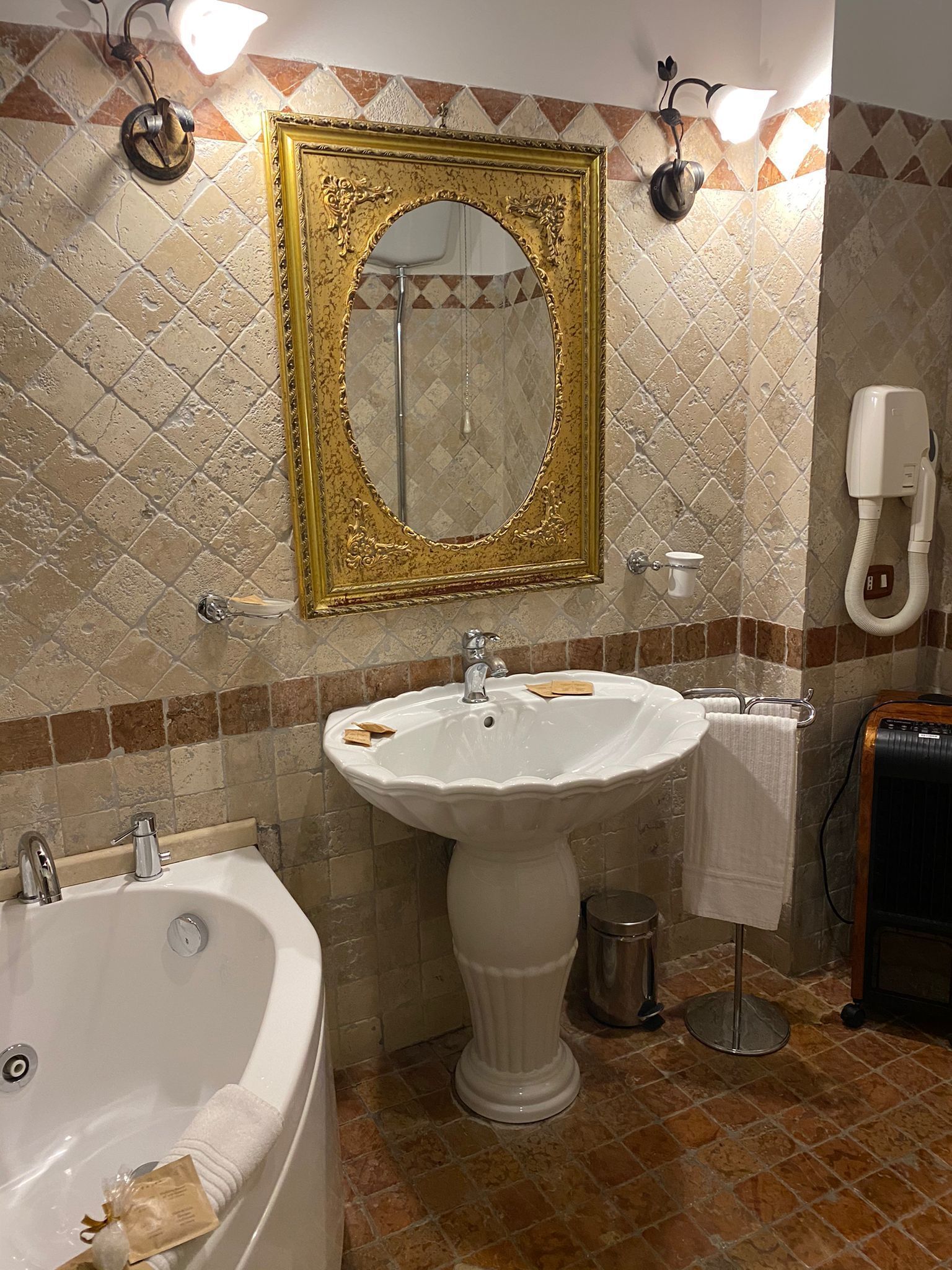 junior studio suite | bathroom | bathtub, jetted bath, free toiletries, hair dryer