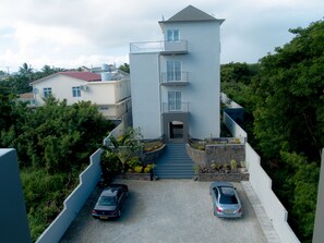 Front of property - Mo Residence (Grand-Baie)