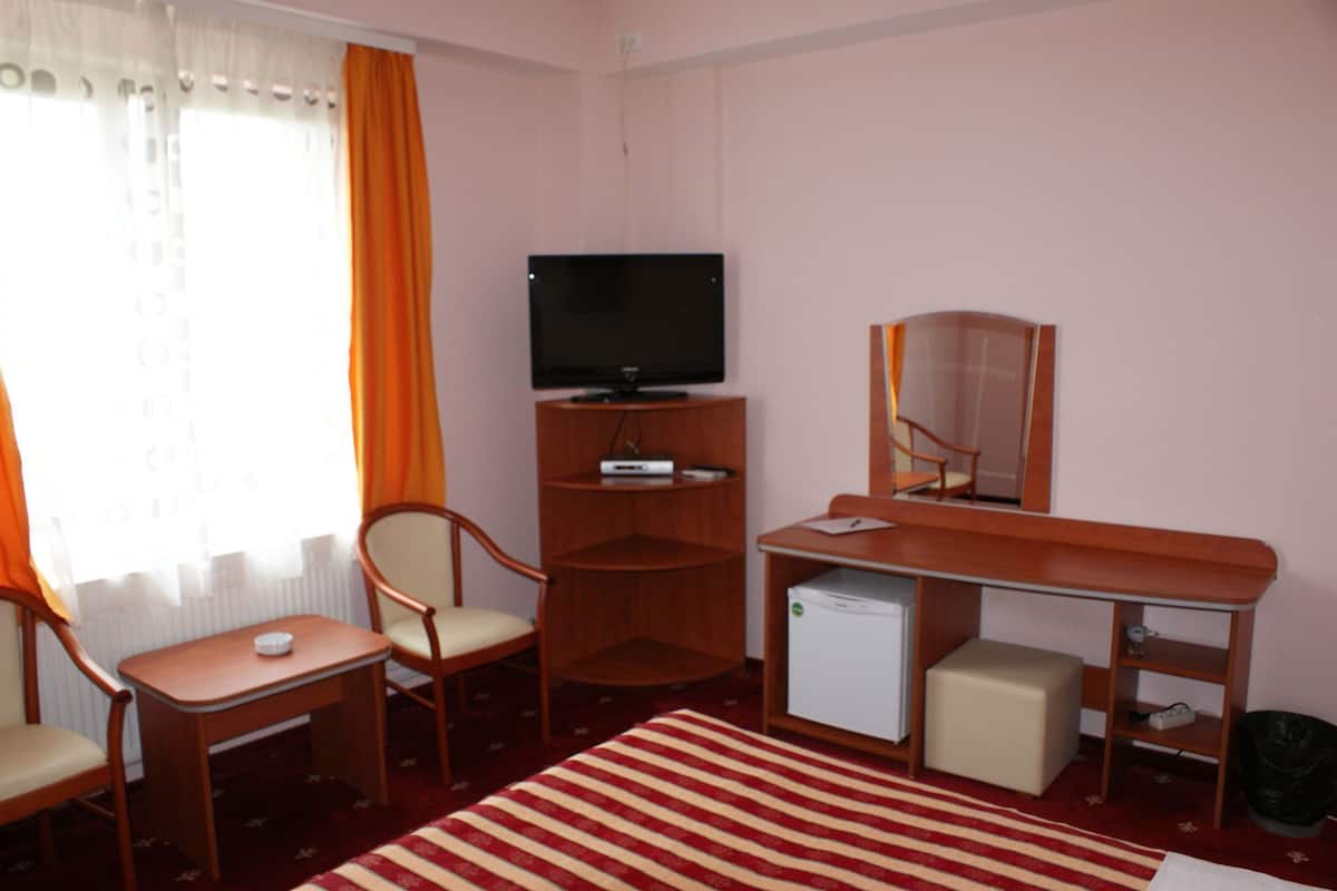 Standard Double Room, 1 King Bed | Premium bedding, minibar, in-room safe, individually decorated