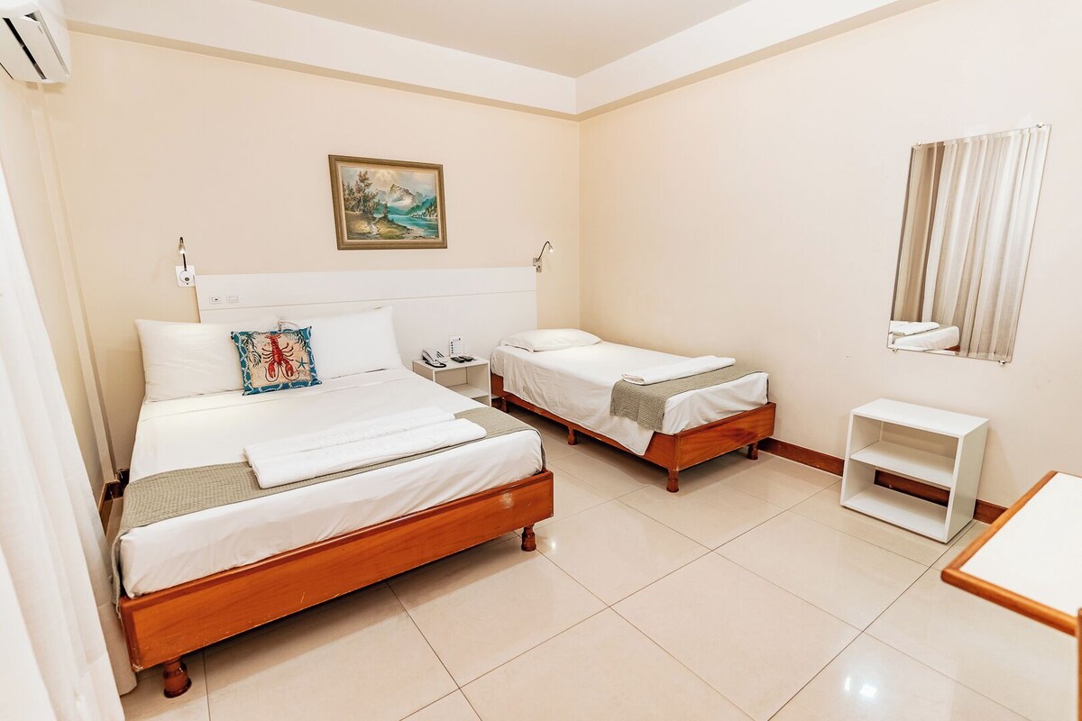 Deluxe Triple Room, Multiple Bedrooms