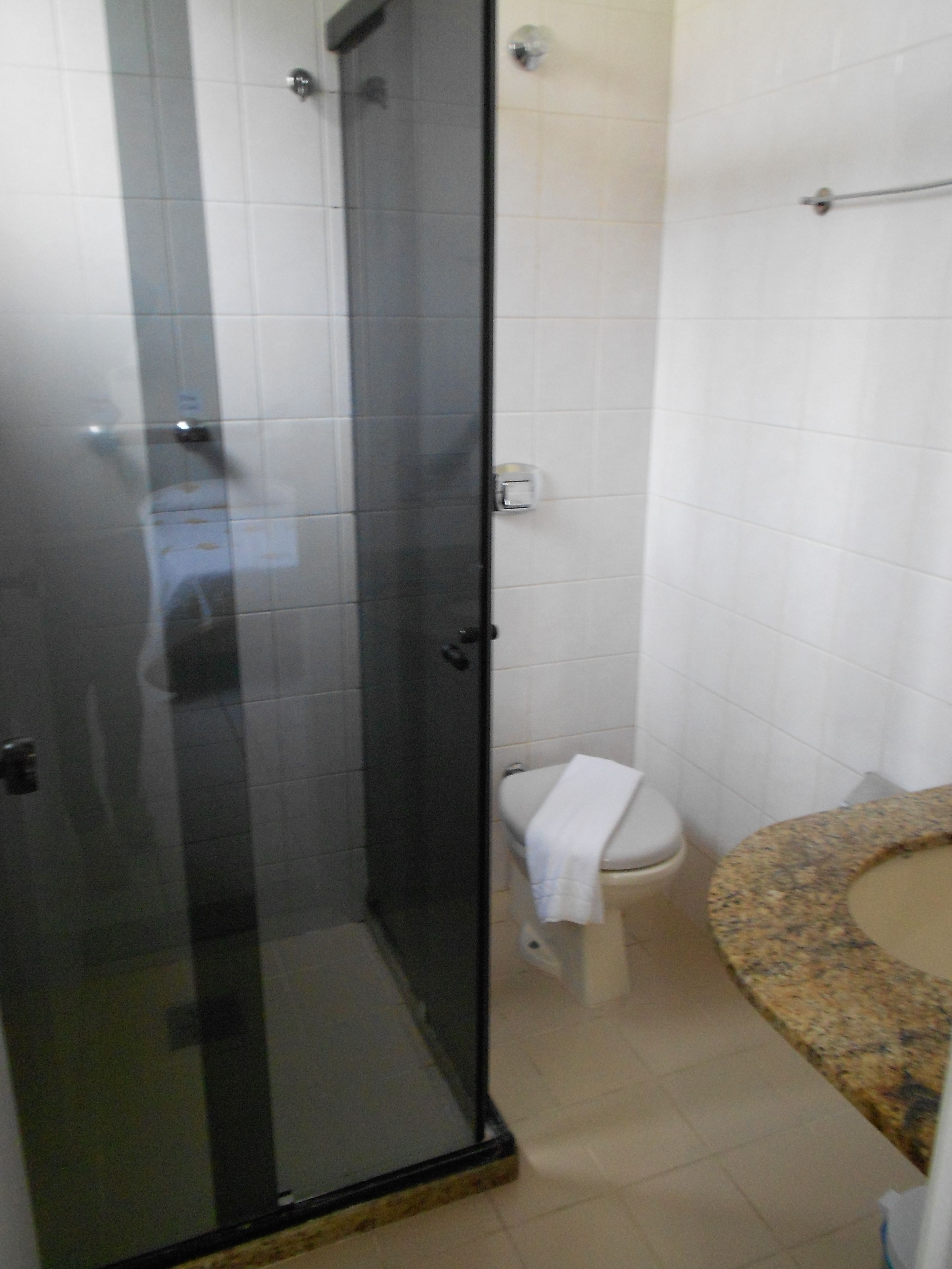 standard double or twin room | bathroom | shower, towels