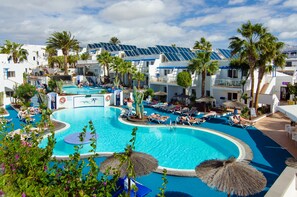 2 outdoor pools, sun loungers - Apartamentos Parque Tropical (Tías)