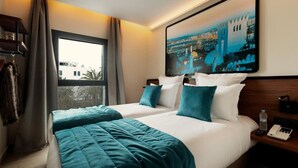 Desk, WiFi (free) - Hotel ibis budget Tanger (Hjar Ennhal)