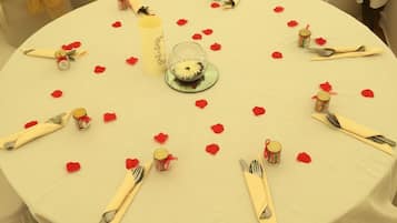 Innenbereich für Hochzeiten