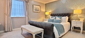 Double Room, Ensuite (Deluxe)