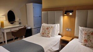 Twin Room, Ensuite