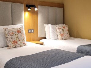 Twin Room, Ensuite