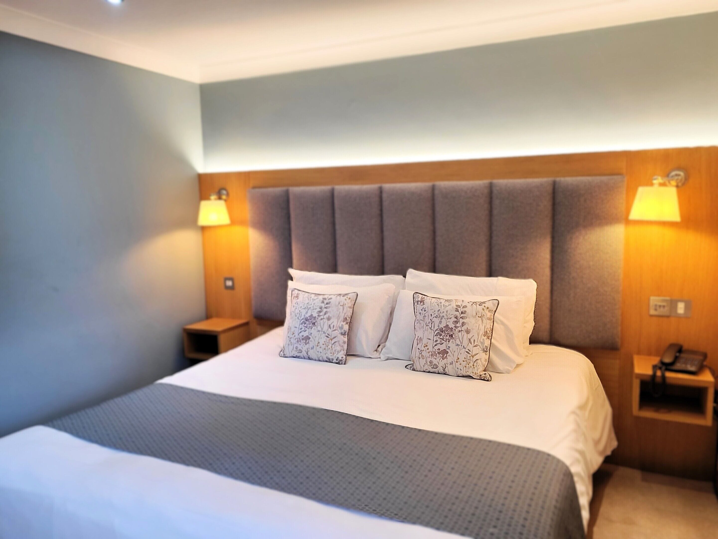 double room, ensuite (king size bed)