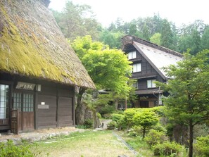 Front of property - Hida Gasshoen (Takayama)