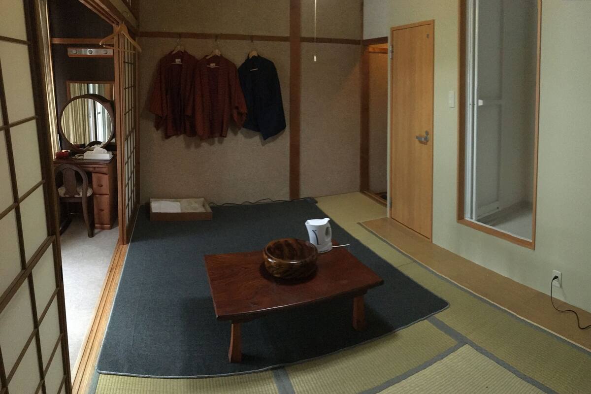 In-room safe, free WiFi