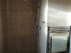 Standard Double Room, Accessible, Ensuite | Bilik Mandi