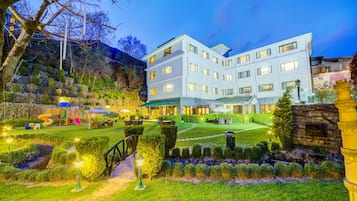 Fachada de la propiedad