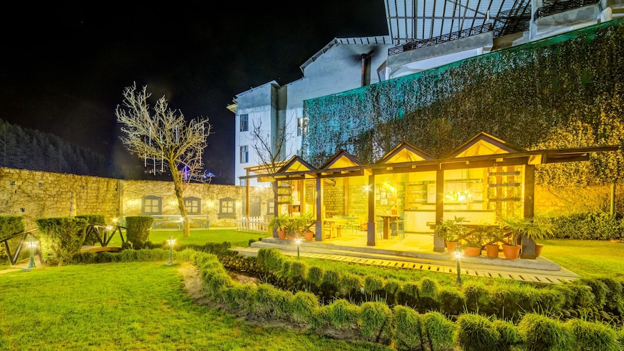 Rock Manali (A Unit of Vivaan Hospitality and Recreations)