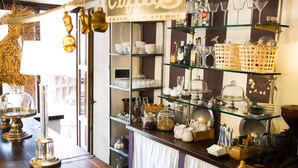 Bar (in der Unterkunft)