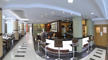 Bar (en el alojamiento)