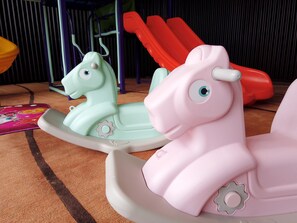 Children’s play area – indoor