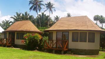 Garden View Bungalow, Ensuite, Ceiling Fan | Bed sheets
