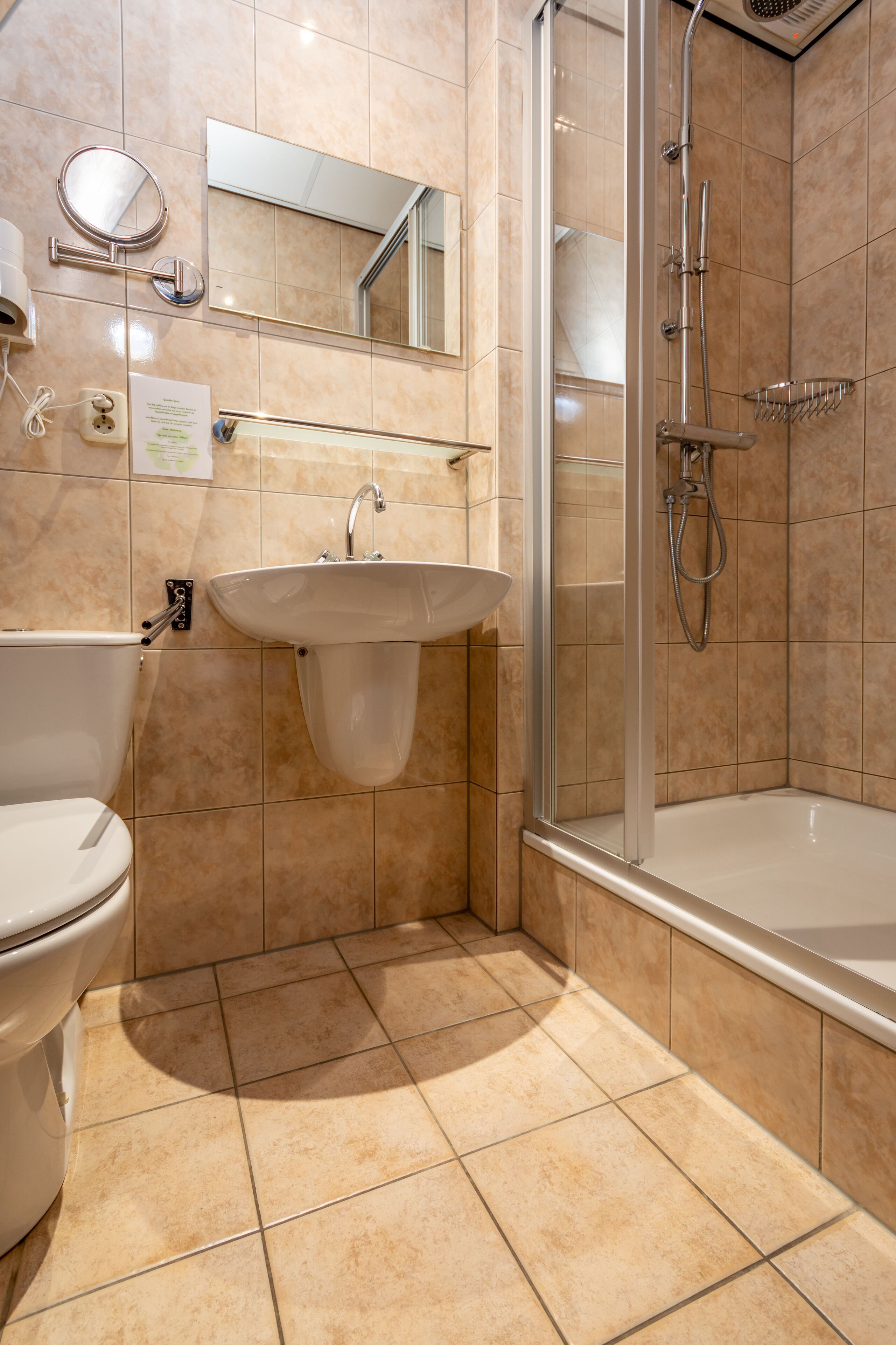 double room (budget) | bathroom | shower, hair dryer, towels