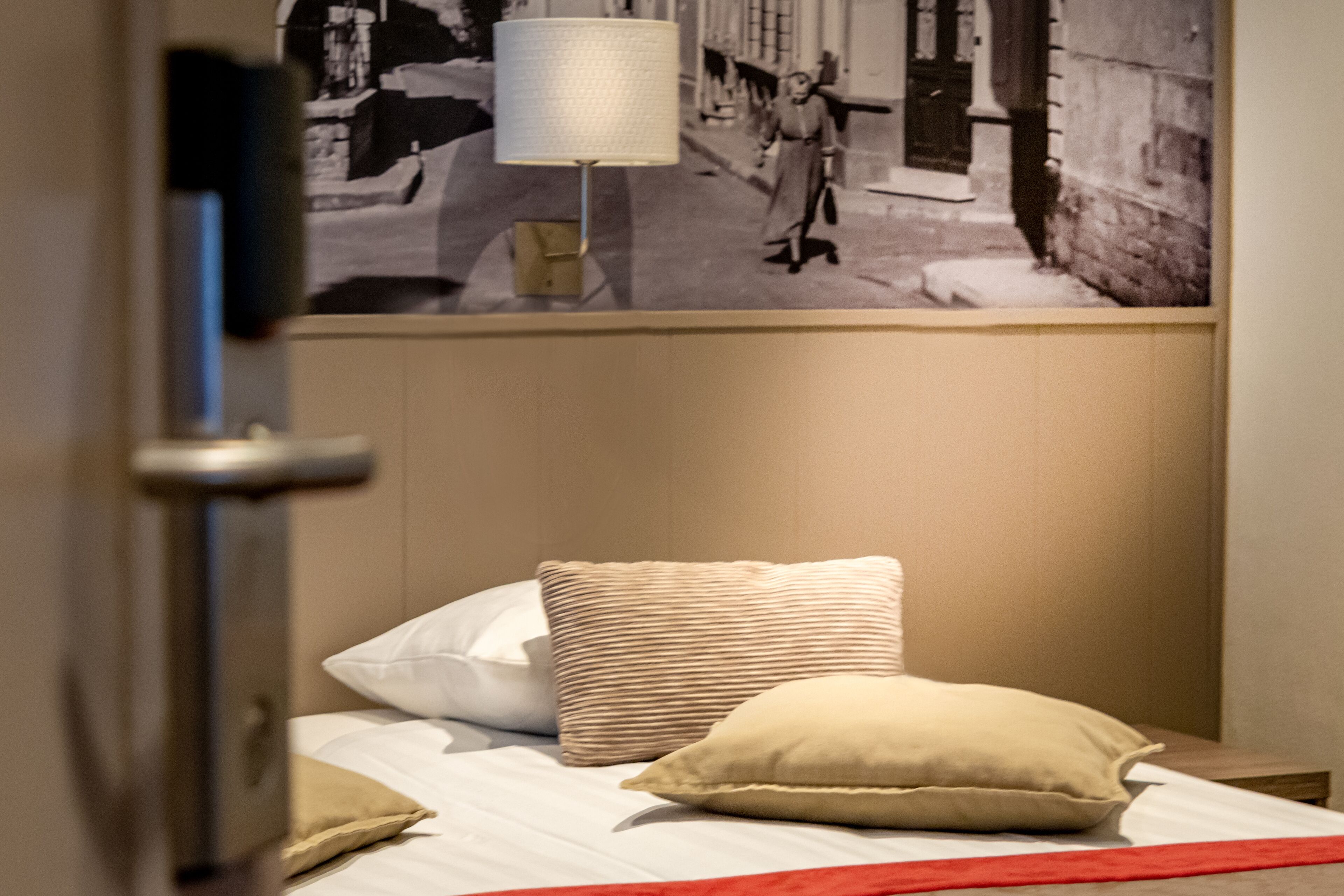 minibar, in-room safe, desk, cots/infant beds