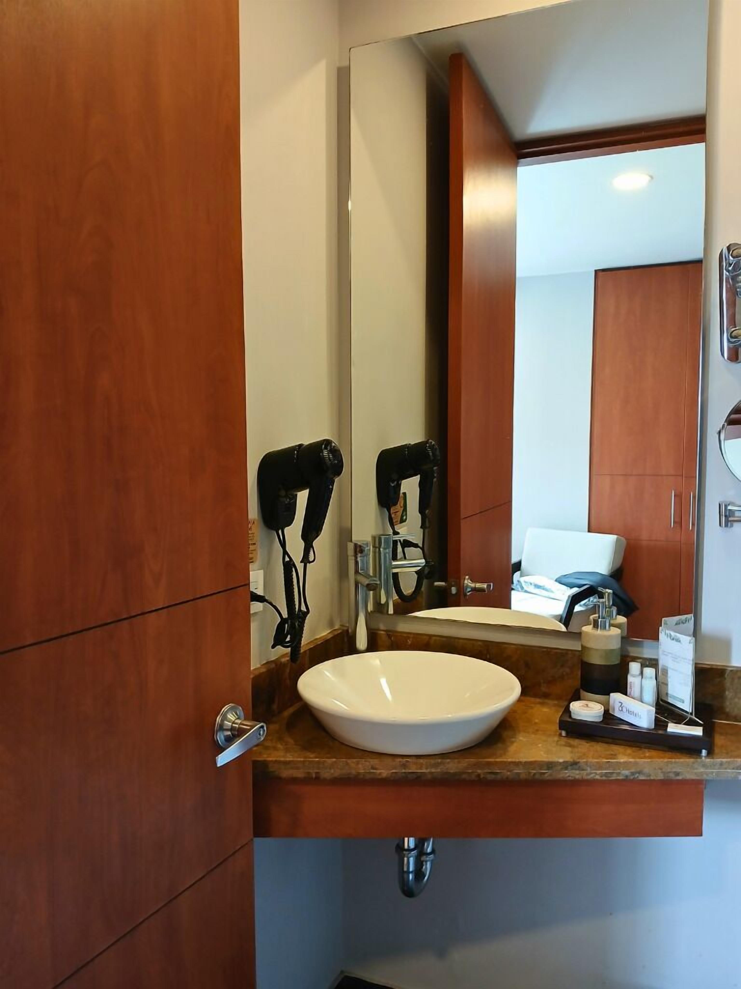 Foto - Hotel Factory Green Bogotá Occidente Calle 80