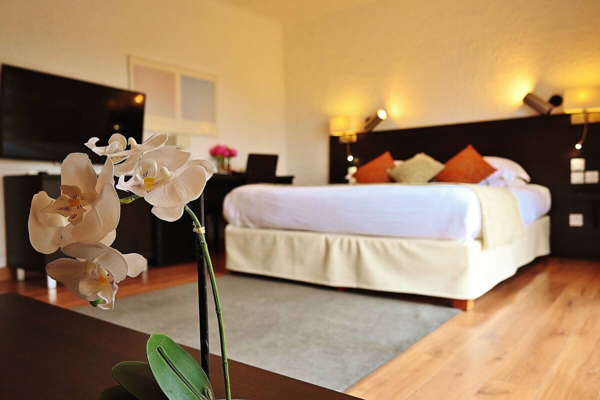 junior suite | desk, soundproofing, free cots/infant beds, rollaway beds